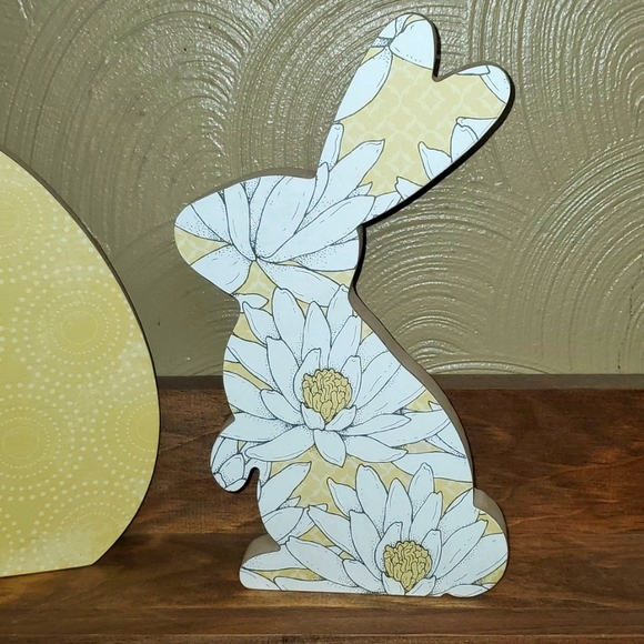 Bunny and Egg Spring Decor Set - Picture 3 of 5
